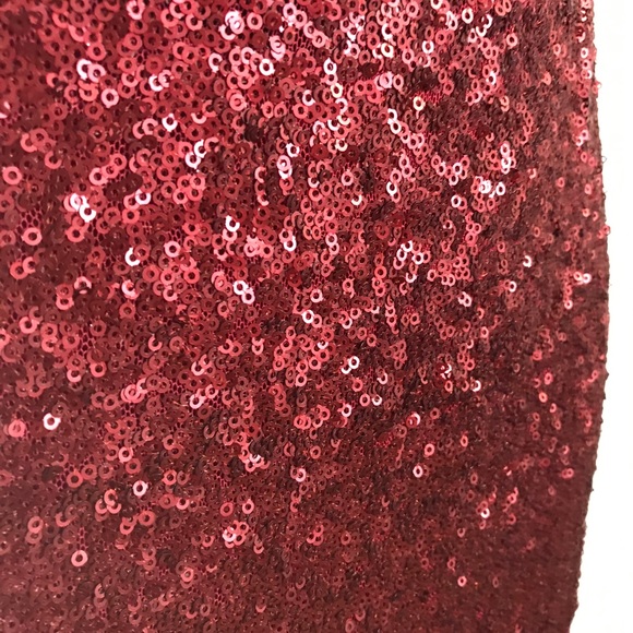 Red Sequin pencil skirt by Tobi. Size Small - Picture 4 of 7